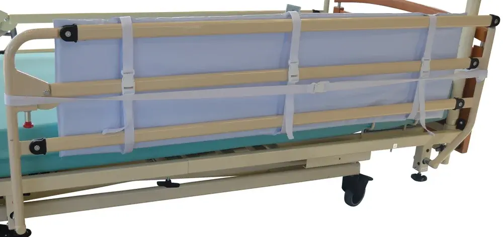 Protection en mousse pour barrière de lit médicalisé