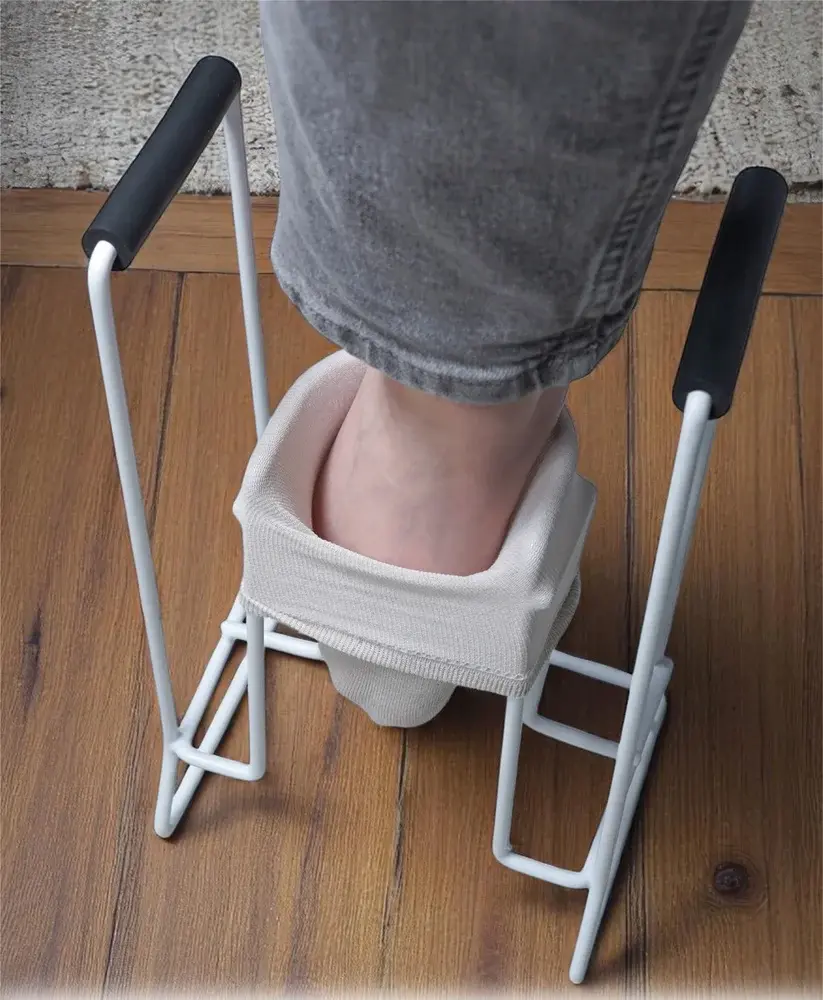 Enfile-chaussettes ergonomique