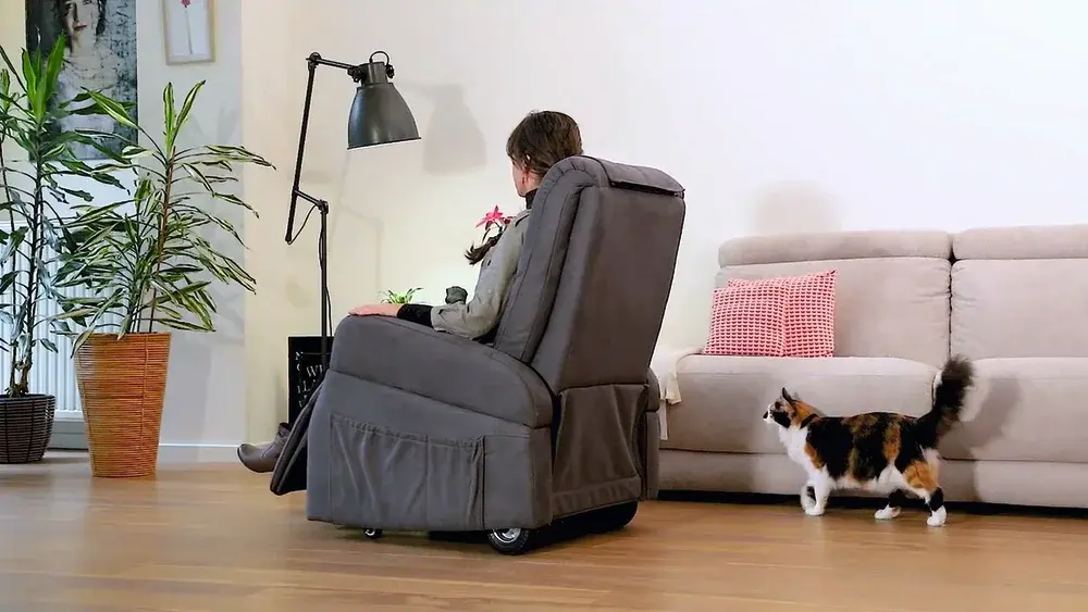 Fauteuil releveur mobile Narvik 2 moteurs sur roues