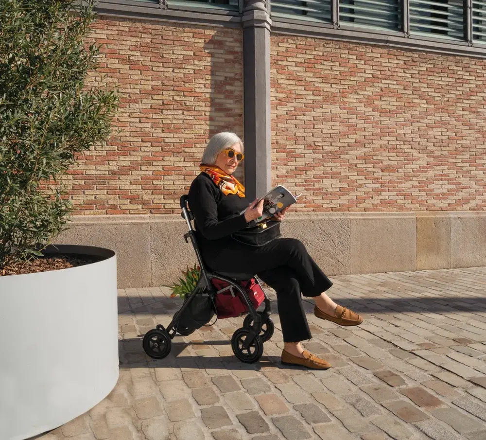 Déambulateur 4 roues chariot de courses R05