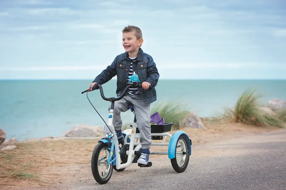 Tricycle orthopédique