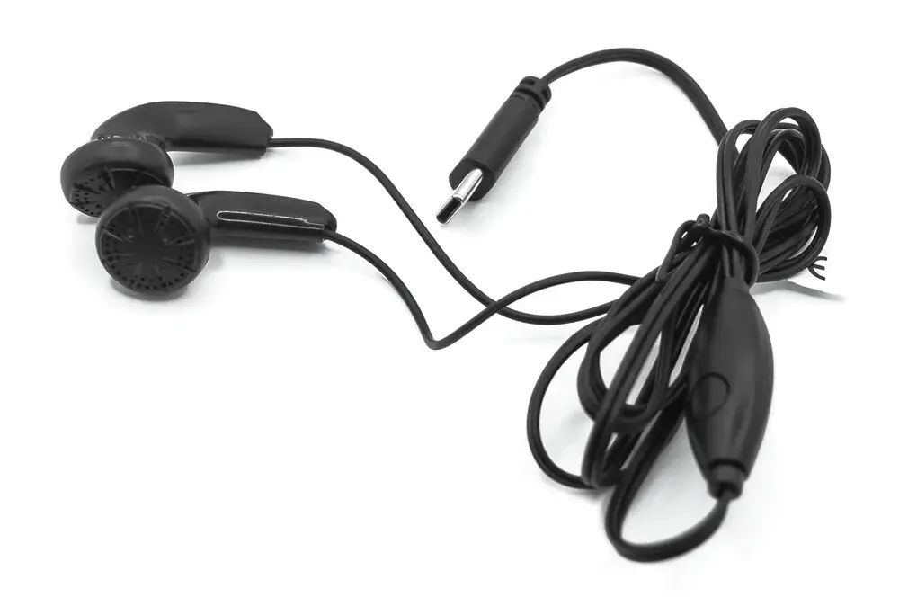 Téléphone portable sénoir à clapet CL8700