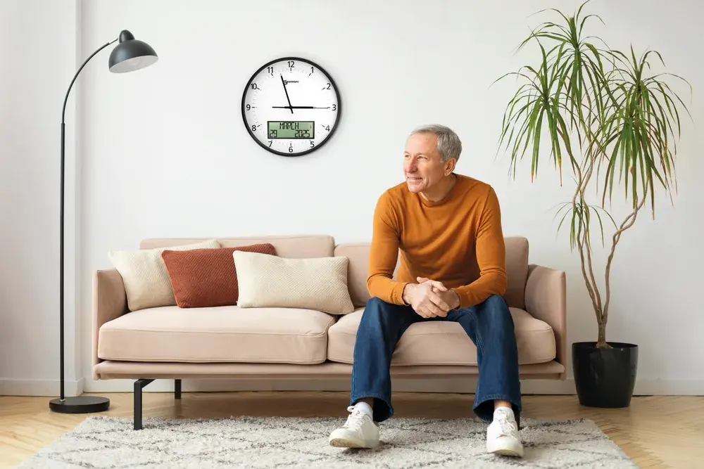 Horloge analogique avec écran numérique Viso 60