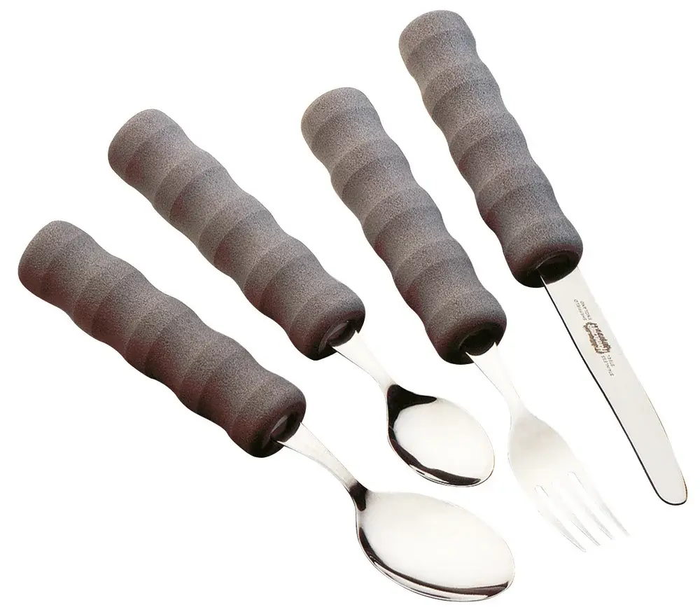 Set de 4 couverts avec manche en mousse